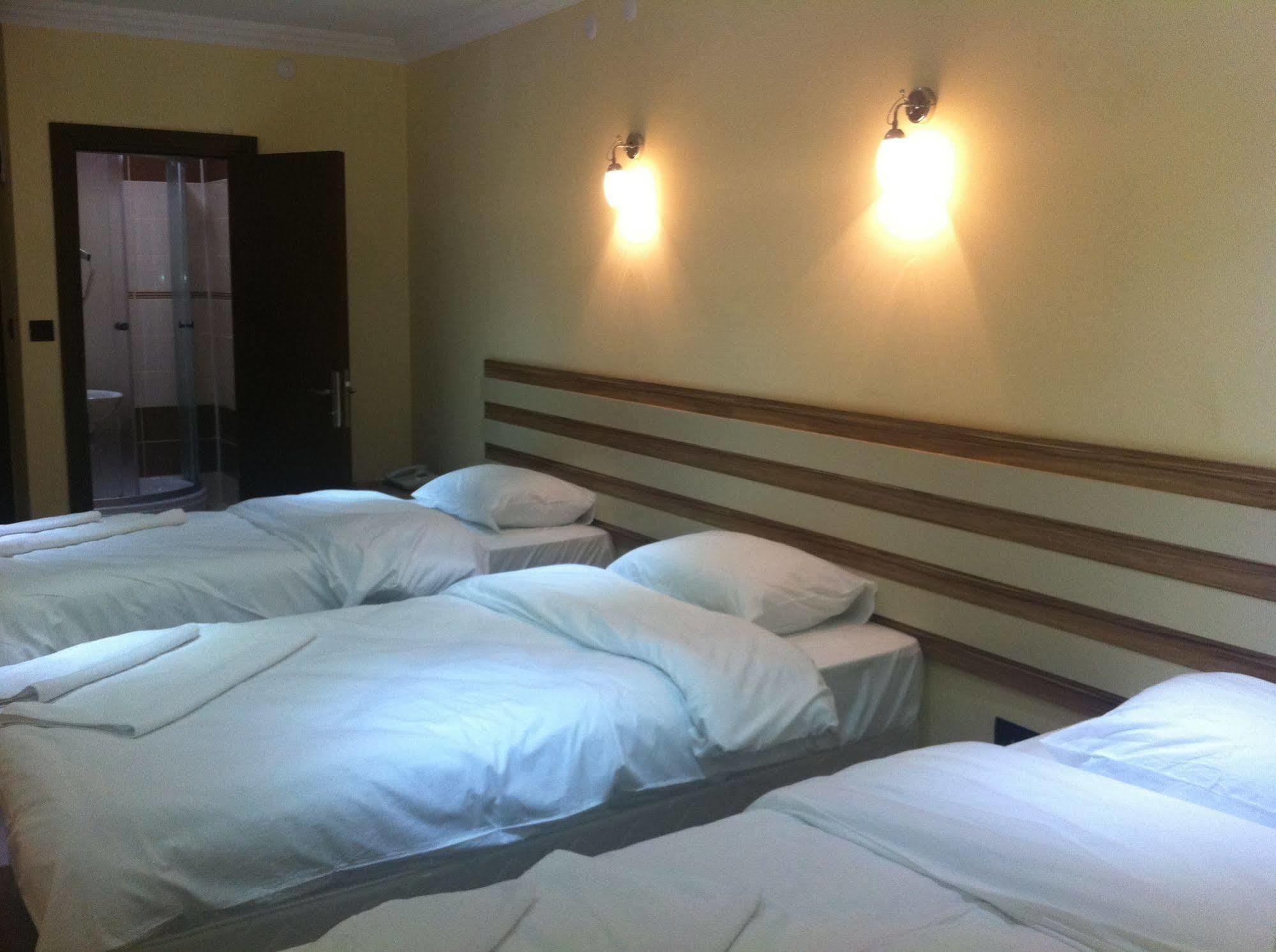 Tj'S Hotel Eceabat Exterior photo